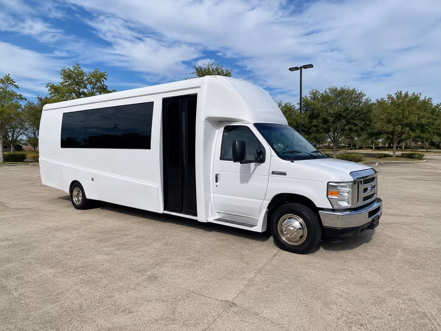 auburn prom bus rentals in auburn