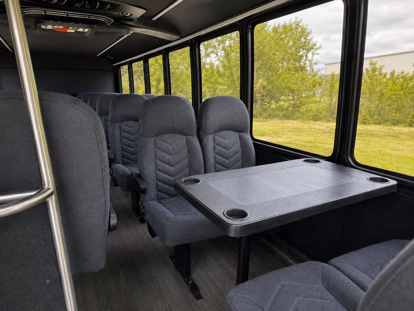 everett corporate event charter bus rentals in everett