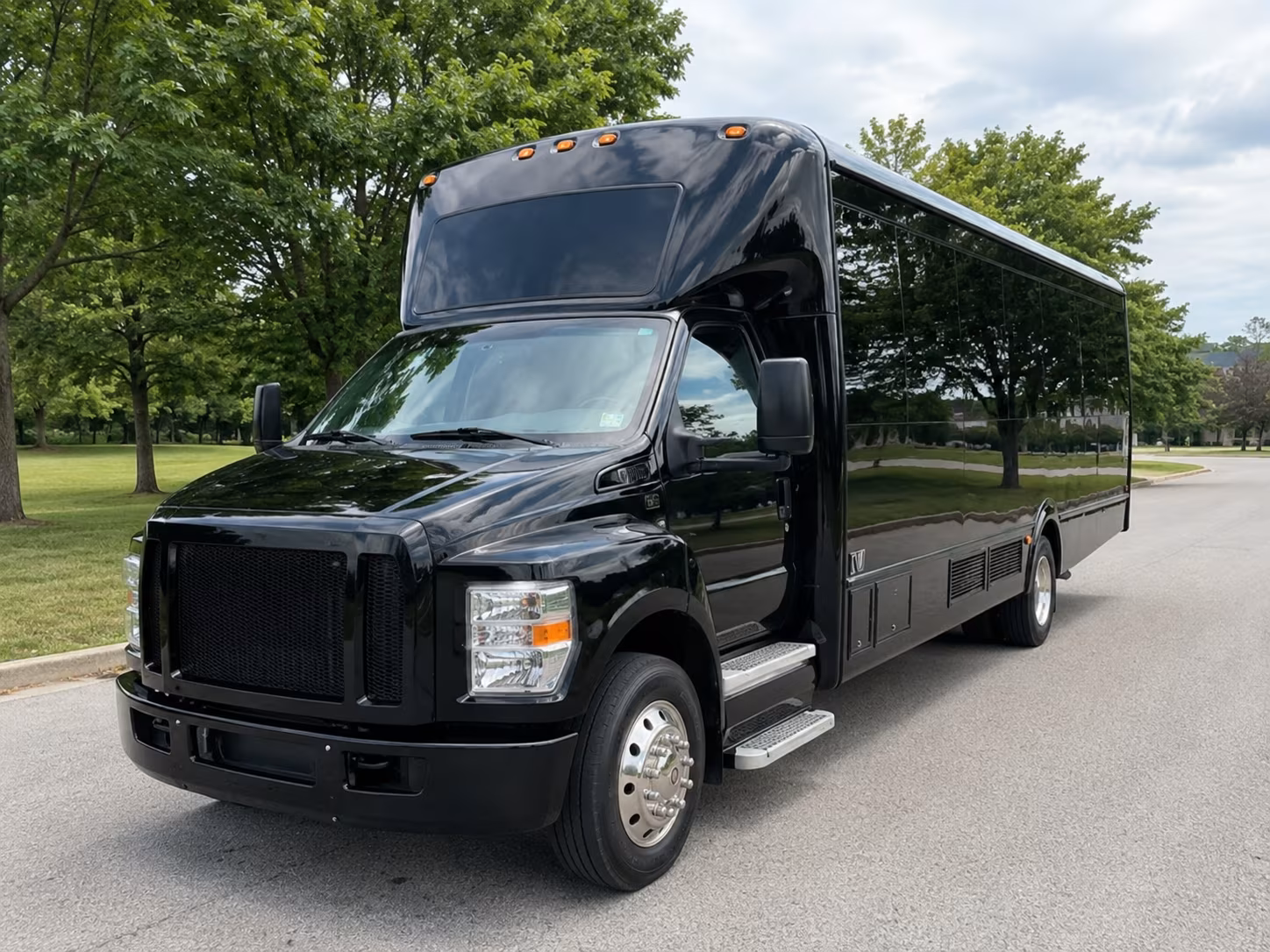 federal way night on town party bus rental