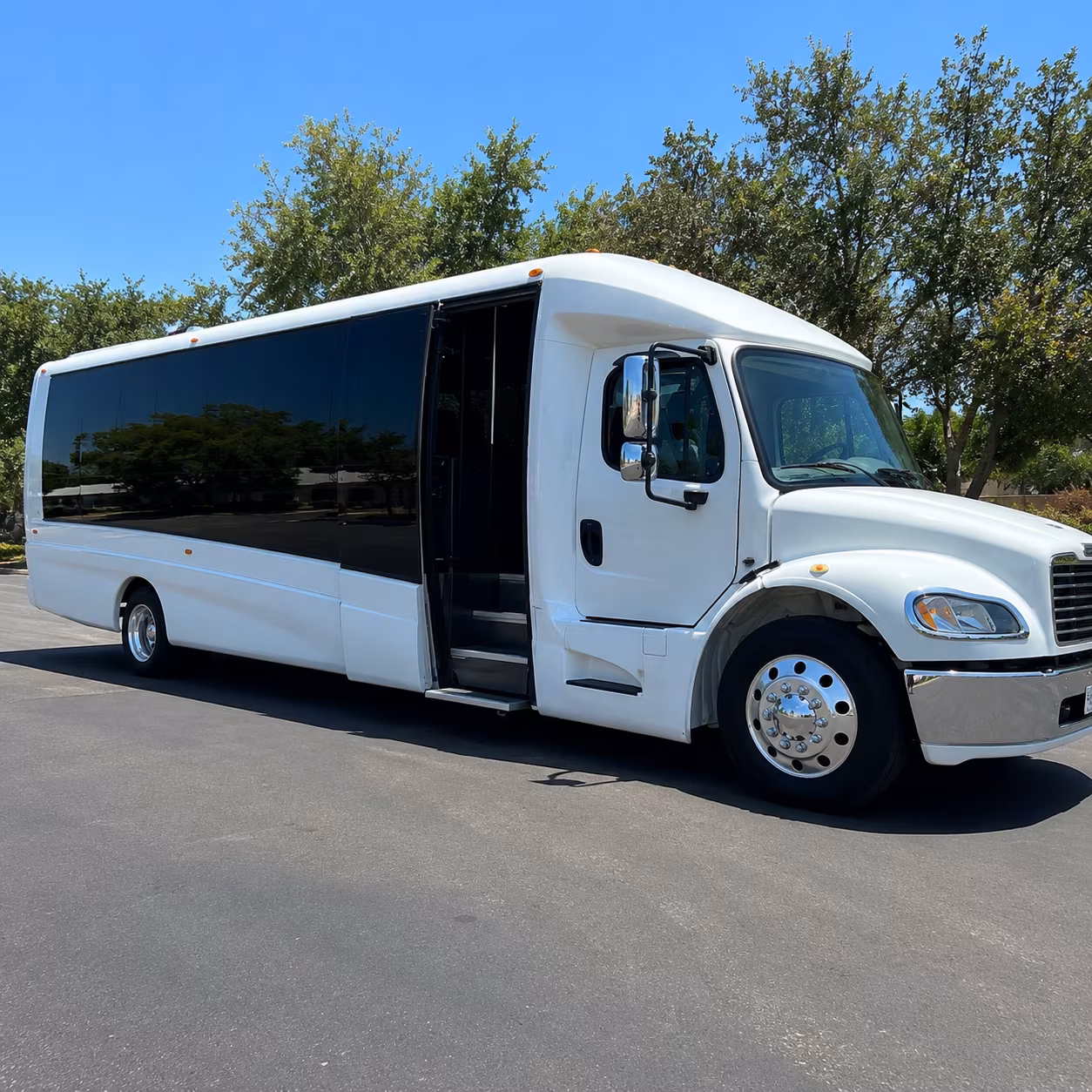 how the type of bus changes the price in federal way washington