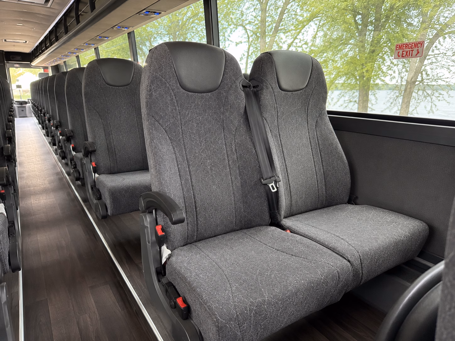 shoreline wine tour charter bus rentals