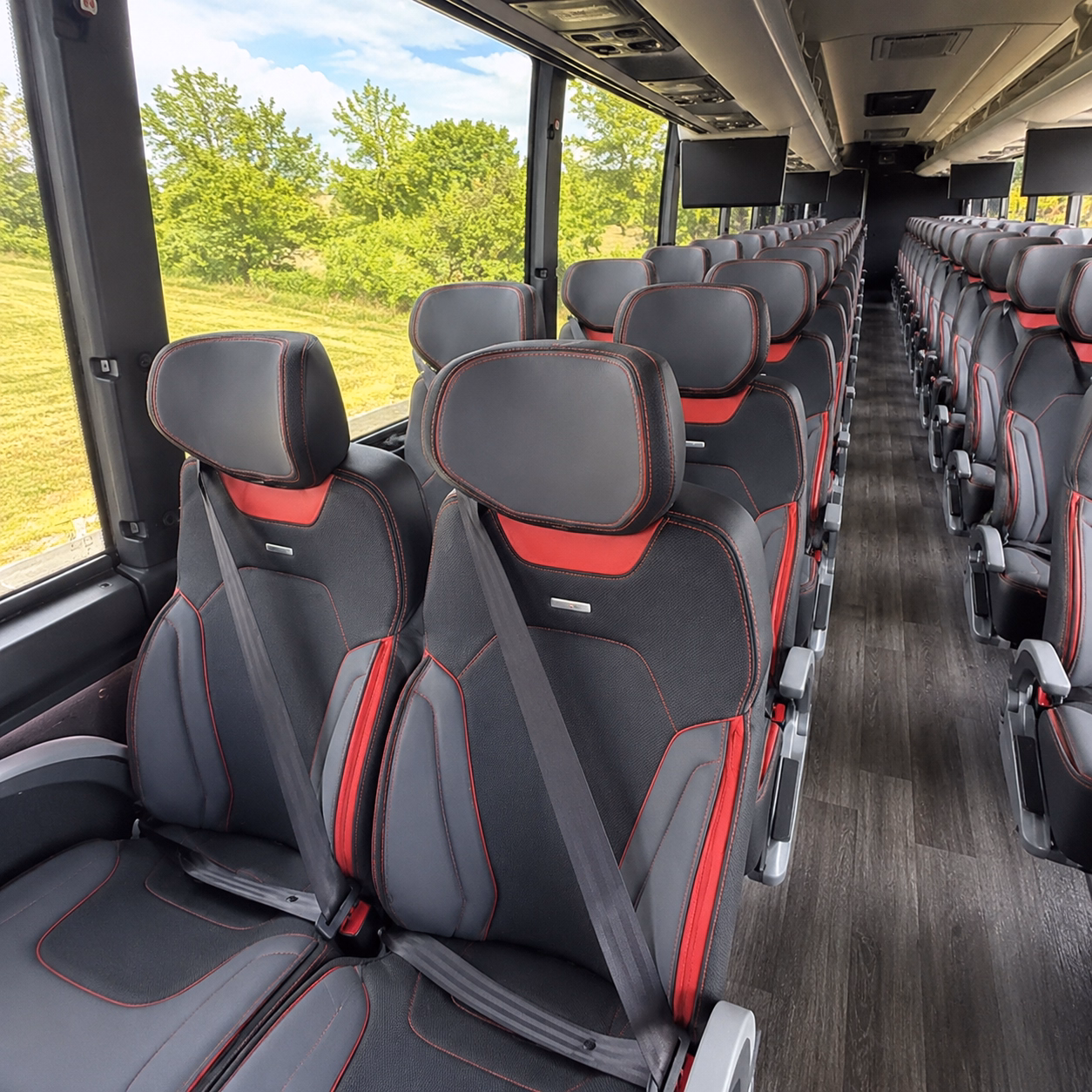 shuttle your team between federal way and seattle without the i 5 headache