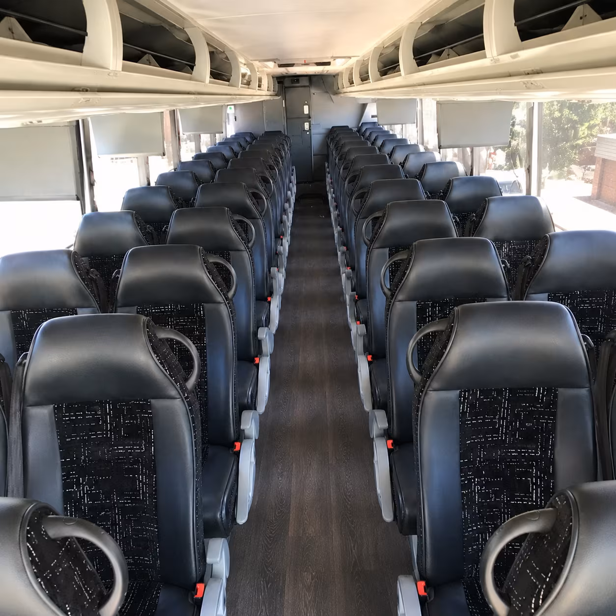 tacoma corporate bus rentals for meetings and conferences