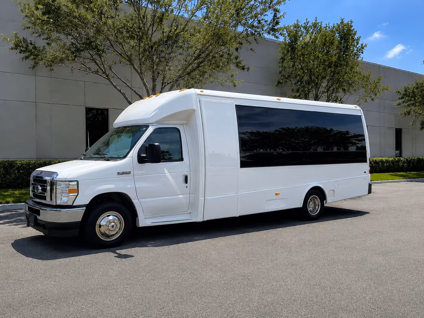 why federalwaycharterbuscompany com is the smartest way to book sporting event buses in federal way