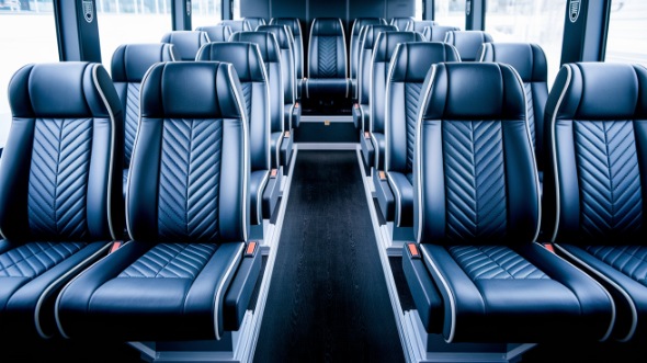 15 passenger minibus rental federal way