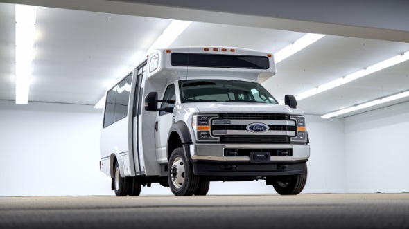 18 passenger minibus